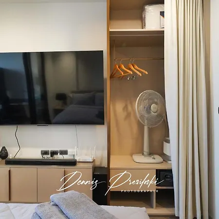 Luxury Edge Seaview Apartment Pattaya Exterior photo