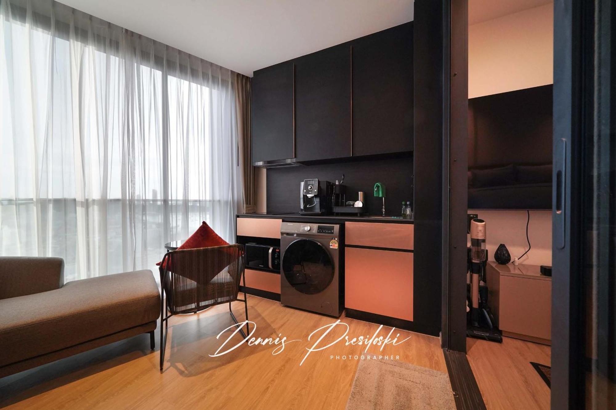 Luxury Edge Seaview Apartment