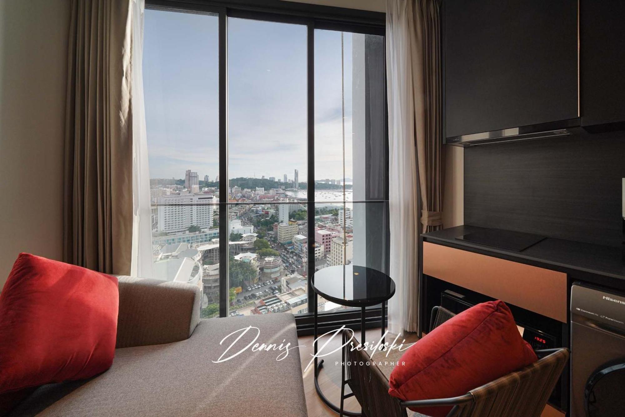 Luxury Edge Seaview * Pattaya